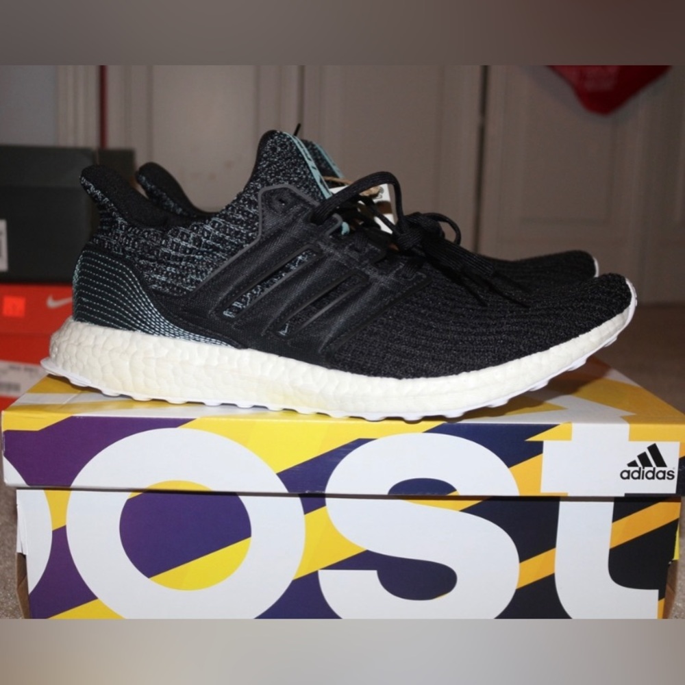 Adidas Ultraboost sz 11